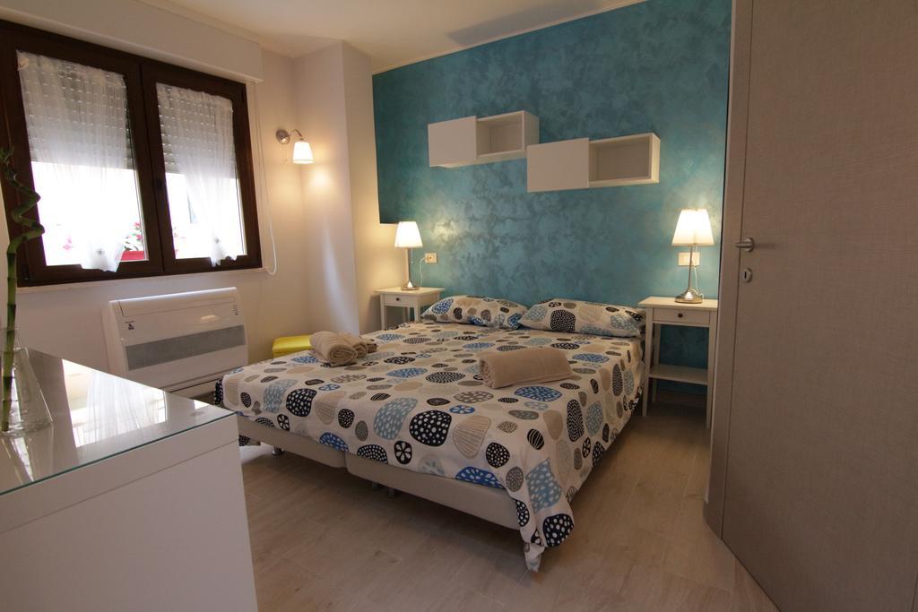 Rosemary Charming Rooms Termoli Quarto foto